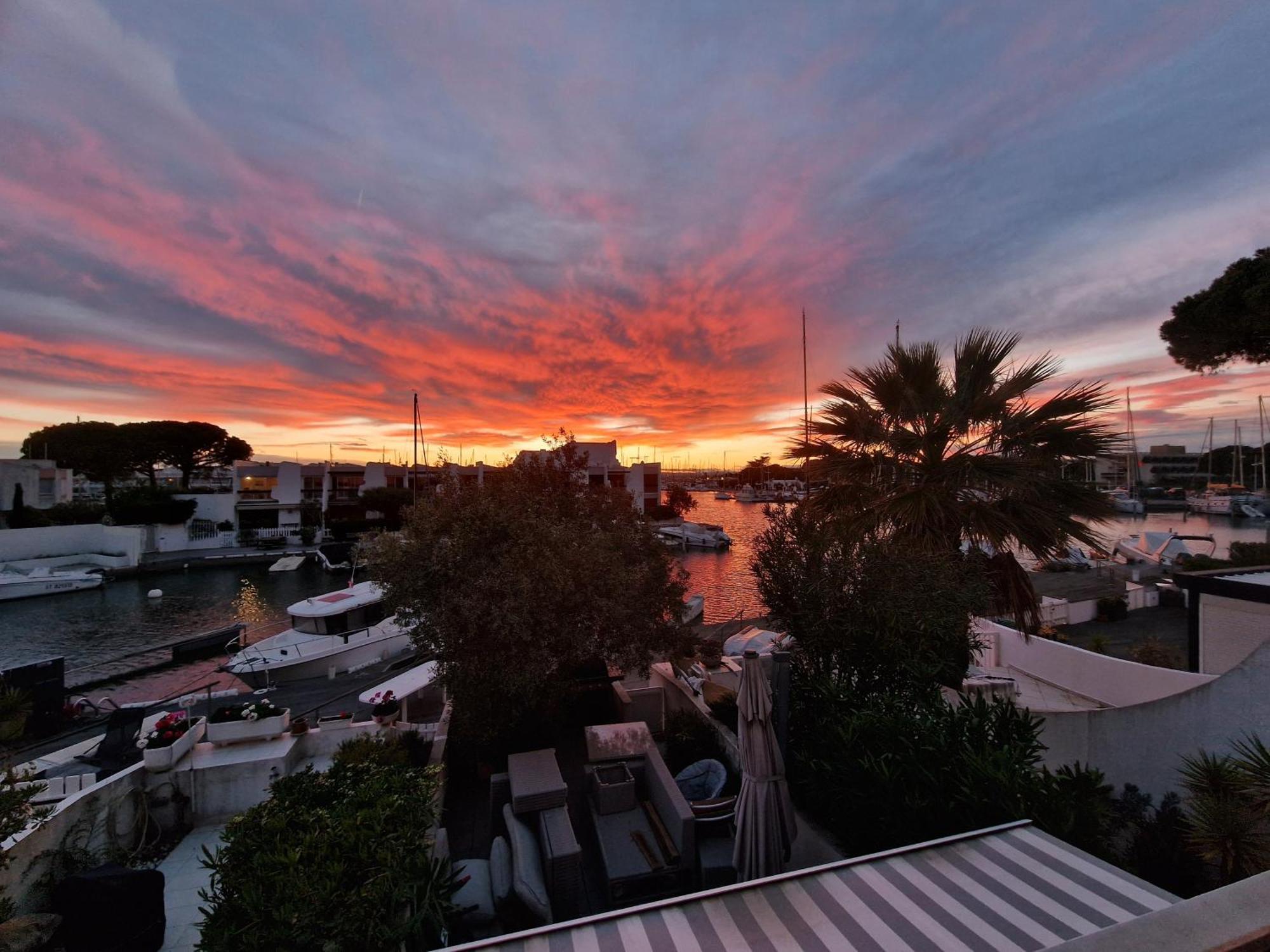 Marina Exceptionnelle - 8 Pers - 120 M2 Vue Mer - Suites Parentales - Cinema - Ponton Ле-Гро-дю-Руа Экстерьер фото